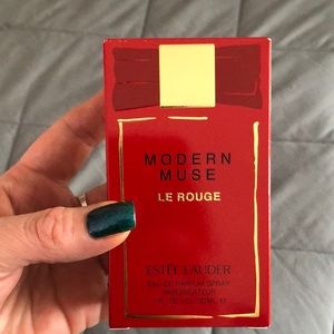 Estée Lauder Modern Muse- Le Rouge
